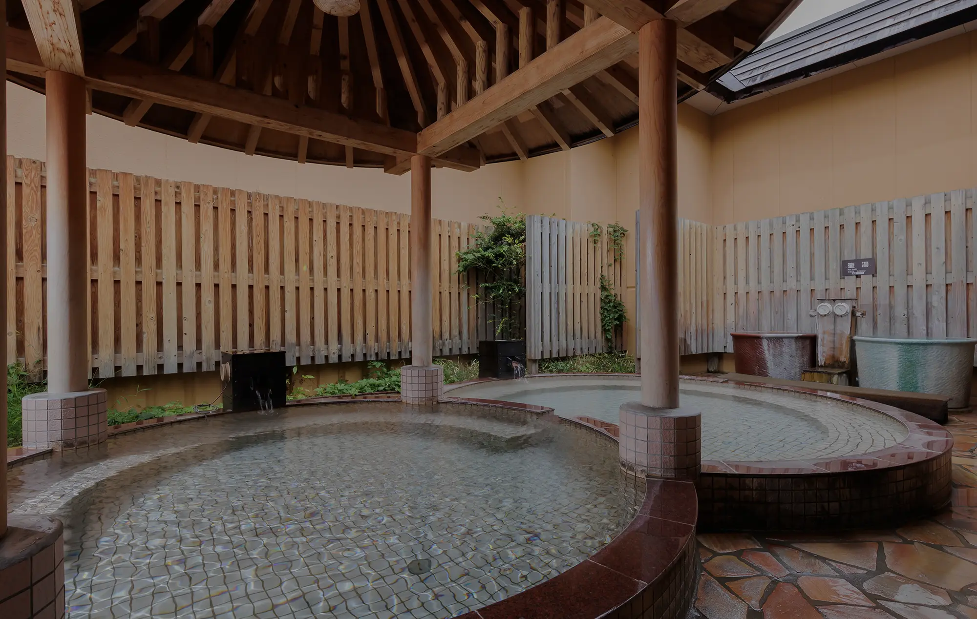 坪庭風露天風呂